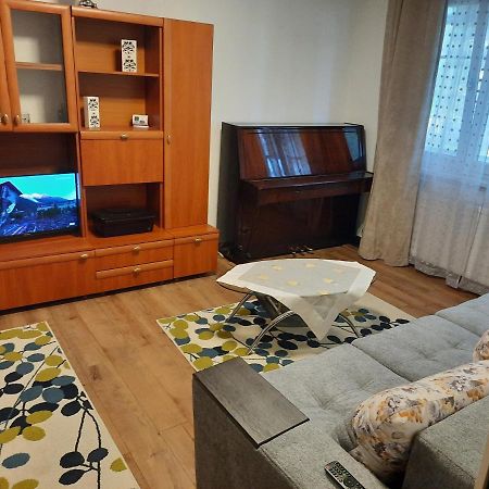 Apartamento Apartament Zona Centrala Hunedoara Exterior foto